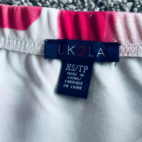 Pink white shirt/blouse kids size 5-6 - Picture 2 of 2